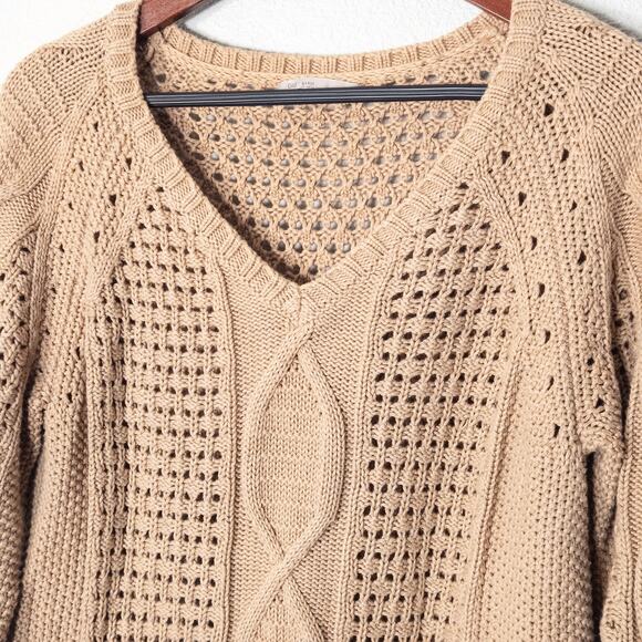 Gap London Women’s Beige Cable Knit V-Neck Sweater Classic Y2K Coastal Size L - Picture 3 of 8